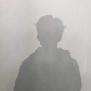 日本一本首视频二区
